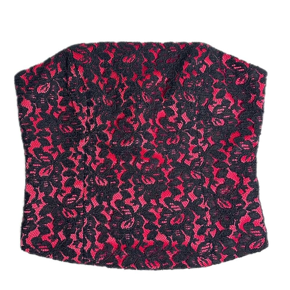 Pinky and me corset zipper red and black lace